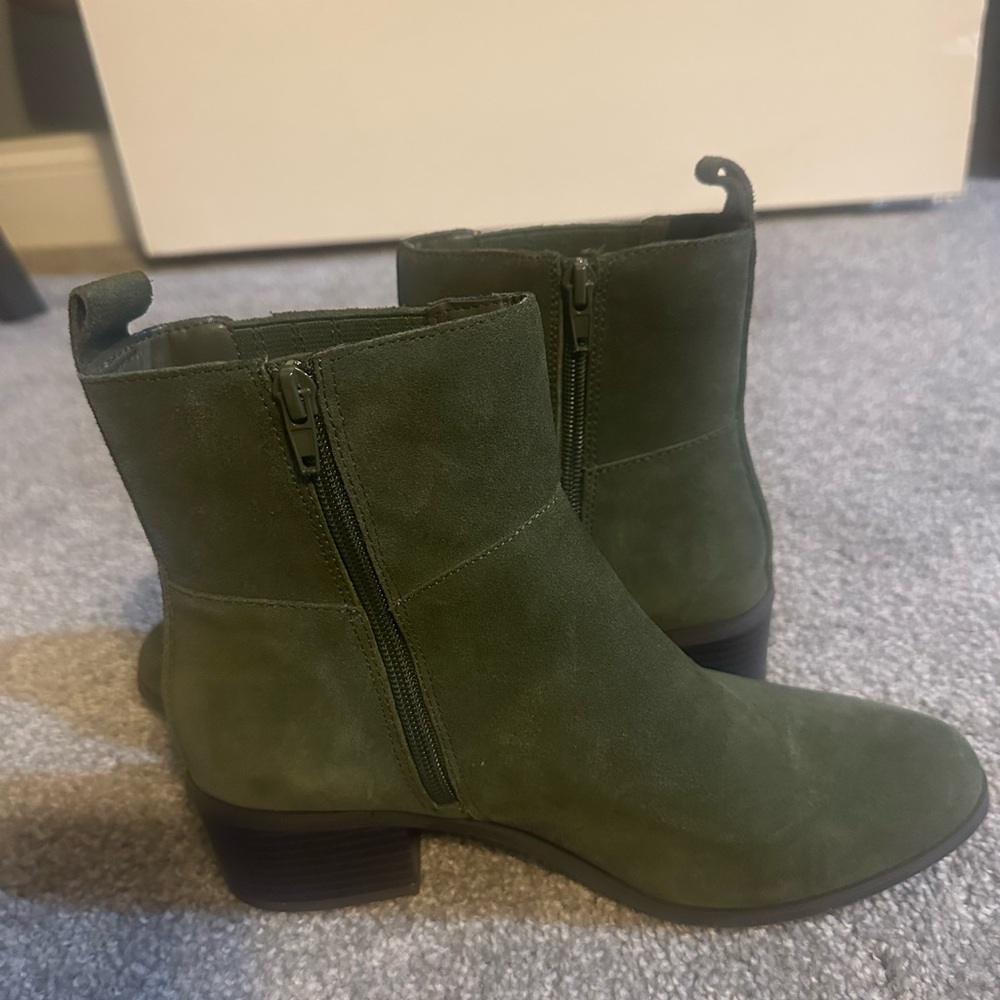 Worn once. Women’s  Olive Green Suede Nordstrom Rack Ankle Boots Size 8. No Box
